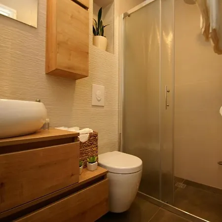 Daire Apartment Lux D&M-Comfy & Relaxing