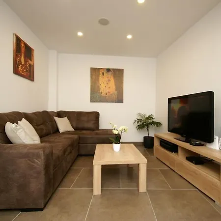 Apartment Lux D&M-Comfy & Relaxing *